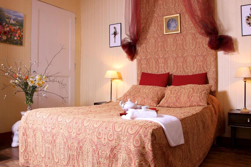 Chateau De Montriou Feneu Zimmer foto